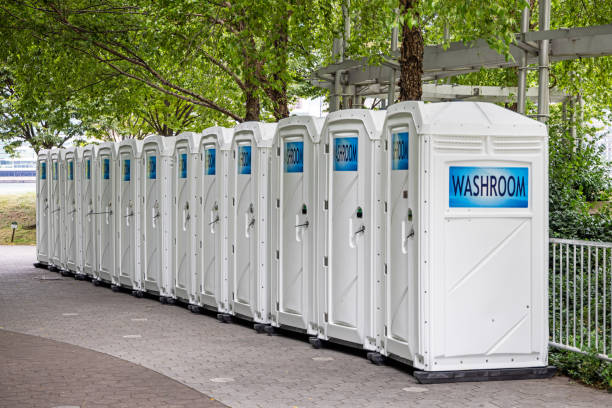Best Porta potty delivery and setup  in Clearwater, KS